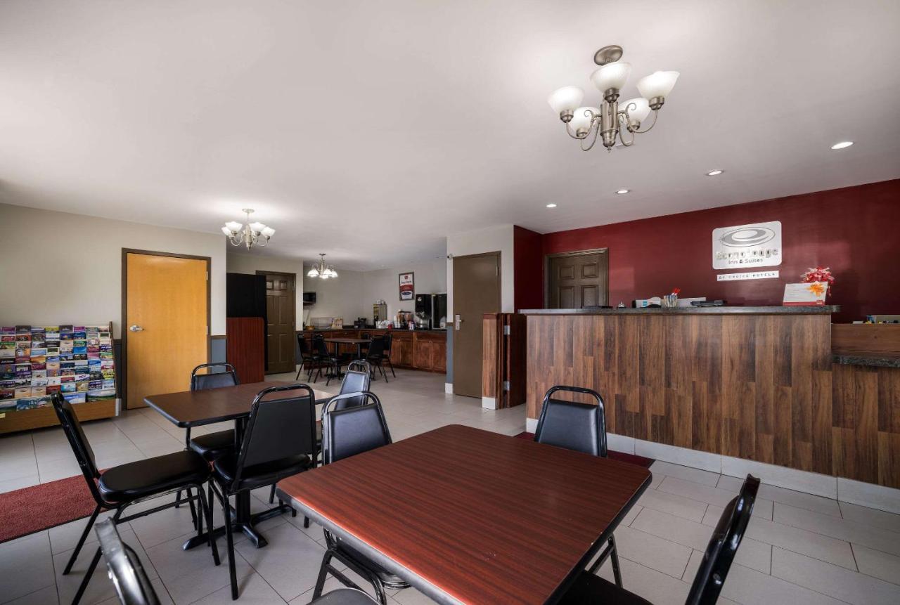 Econo Lodge Inn & Suites Canandaigua Exteriör bild